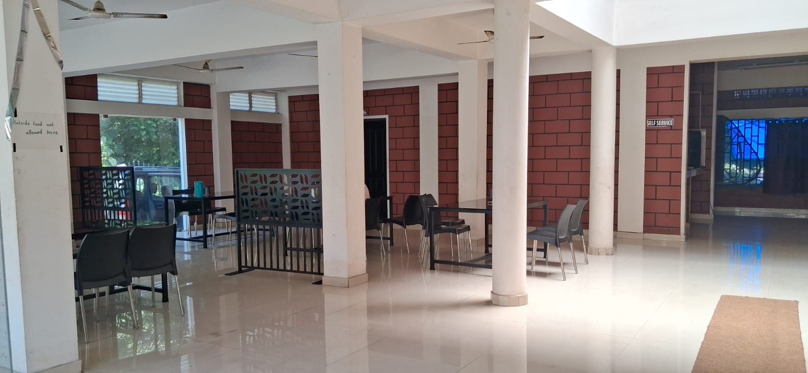 Cafeteria image 4